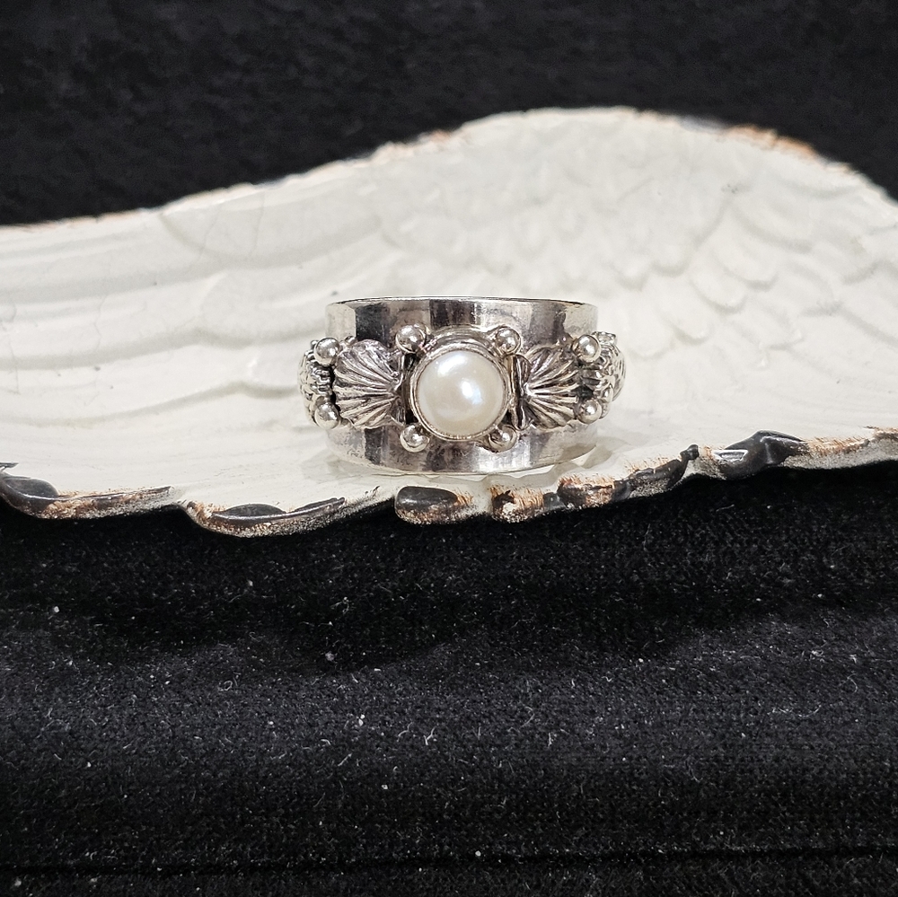 Carol Felley Sterling Silver and Pearl Seashell Ocean Ring Size 7 RARE Vintage - Picture 8 of 14